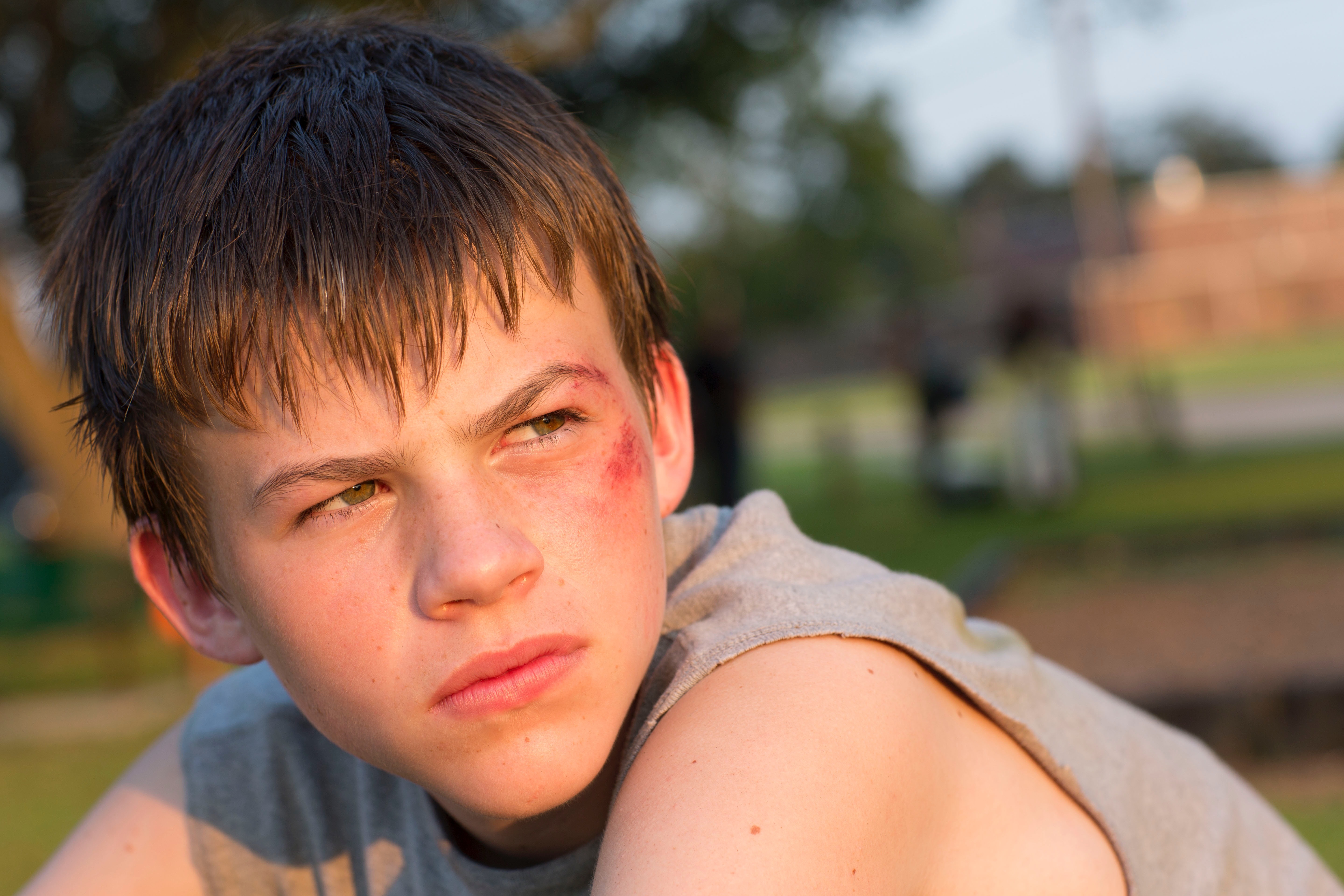 Подростки 11 15 лет. Лукас Роэлс мальчик. Портрет подростка. Лицо подростка.