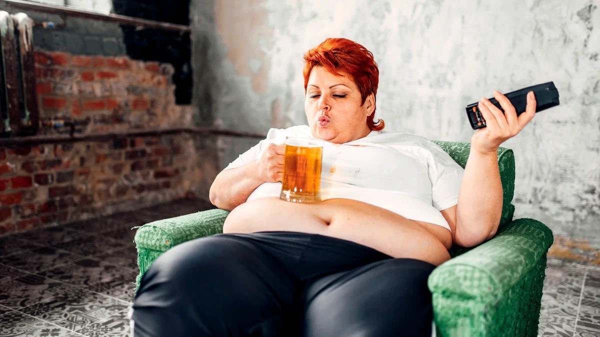 Толстые женщины с пивом