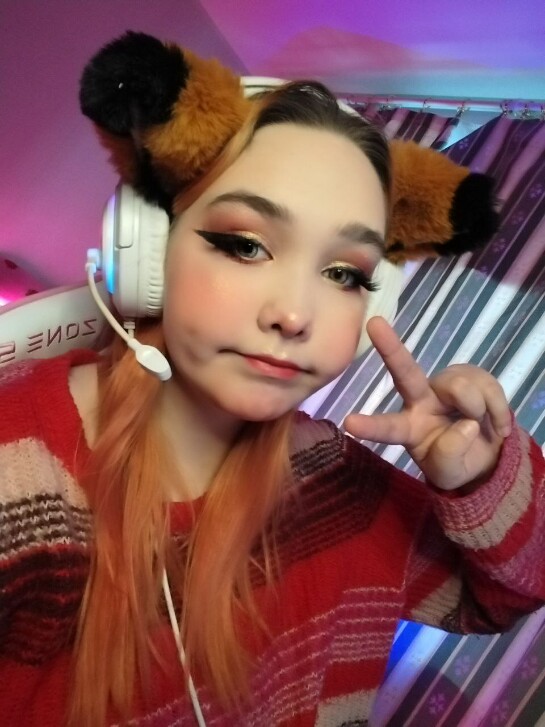 Foxaii - эксклюзивный контент на Boosty 18+