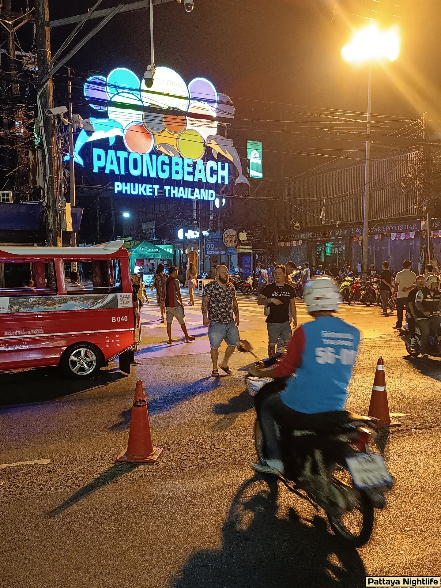 Пхукет: Bangla Road - как аналог пляжной улицы в Паттайе, где стоит до 60  лиц древнейшей профессии - обзор в данном посте. - Pattaya Nightlife |  Boosty