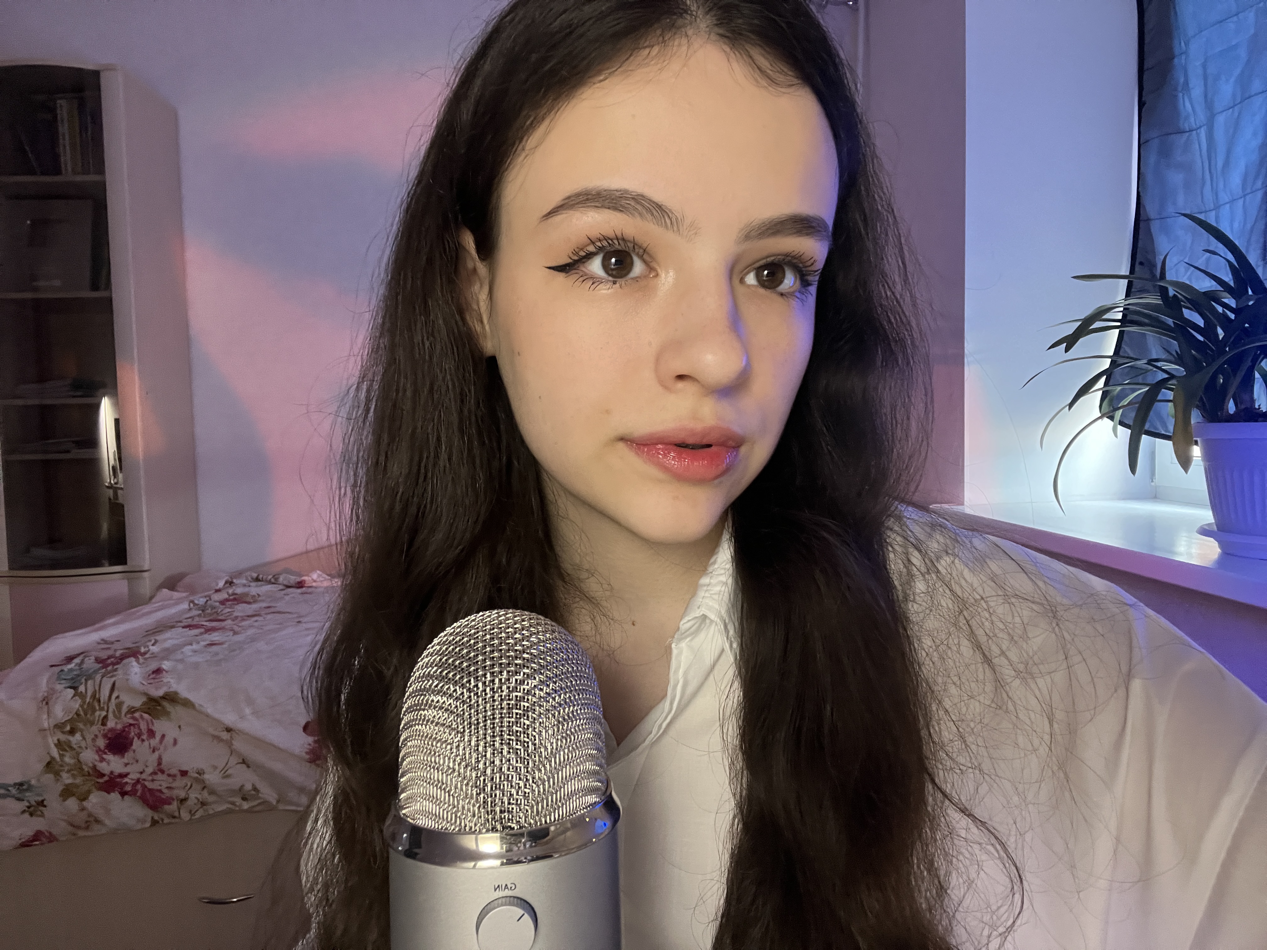 Tanya asmr. Таня АСМР. Таня АСМР биография. Таня АСМР влюблённая одноклассница. Таня АСМР В школе.