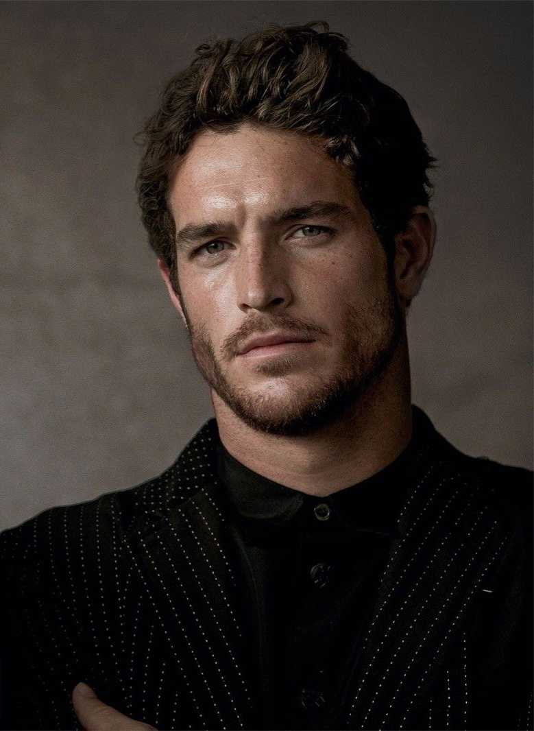 Мужественный человек. Justice Joslin. Justice Joslin фото. Justice Joslin молодой. Суровое мужское лицо.