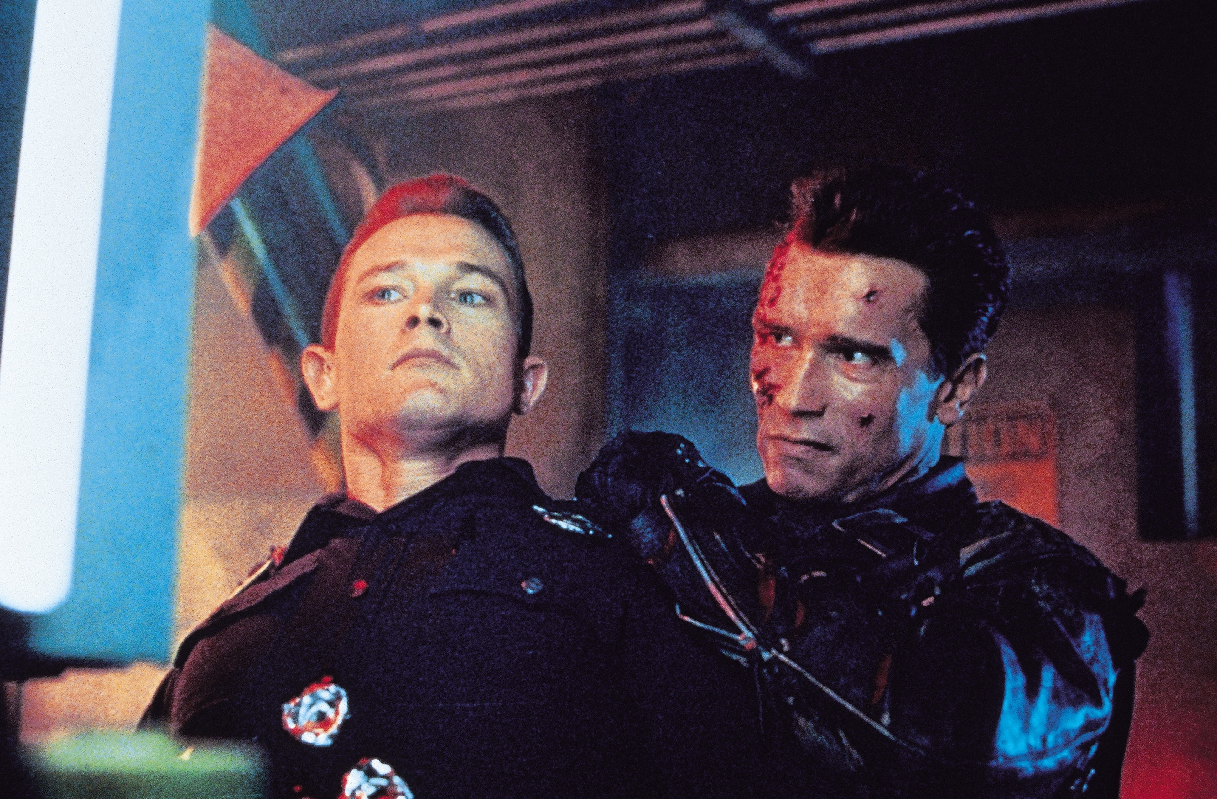 Terminator 2. Терминатор Судный день 1991 Роберт Патрик. Роберт Патрик Терминатор 2 Судный день. Роберт Патрик Терминатор 2 кадры. Роберт Патрик и Арнольд Шварценеггер.