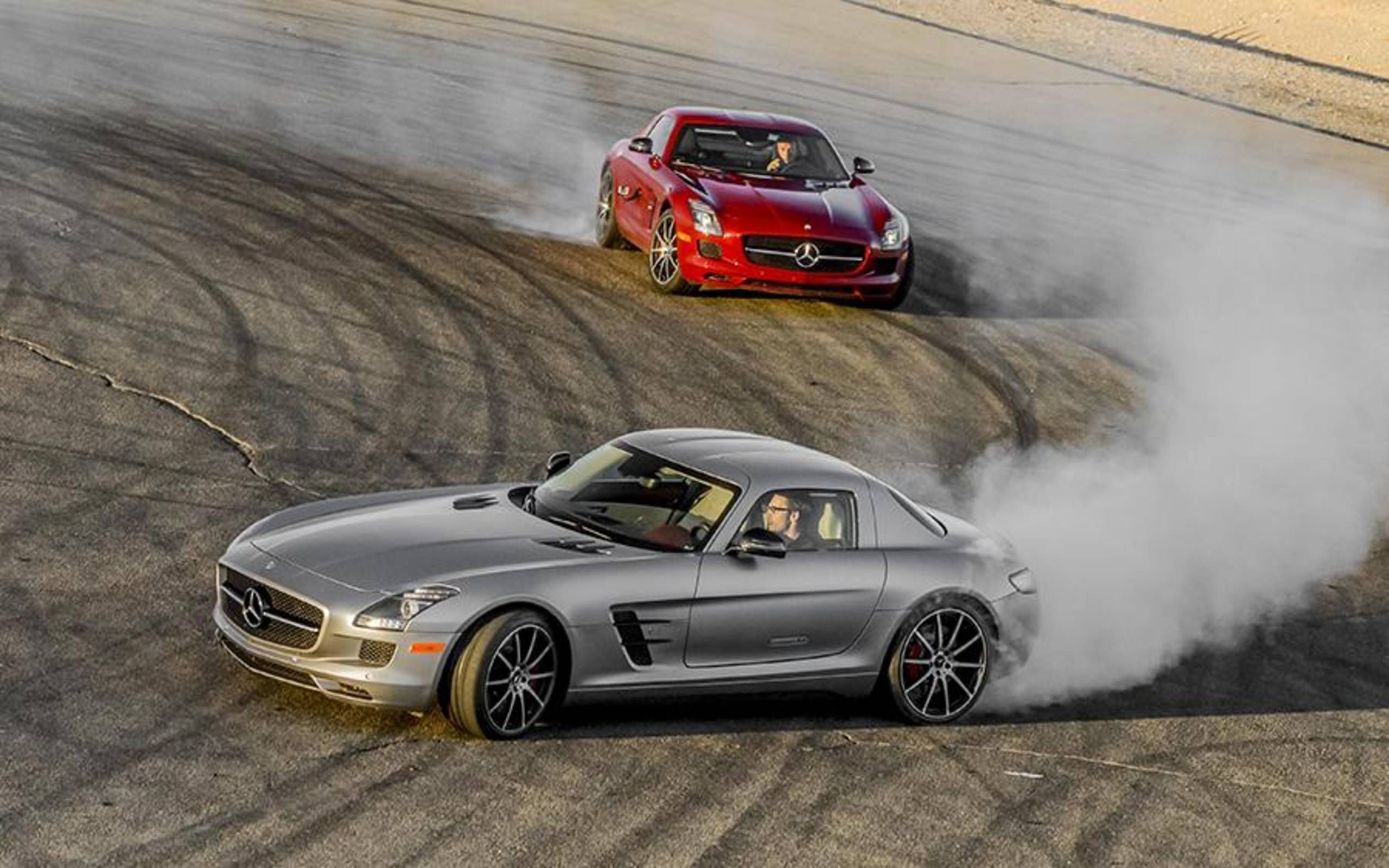 Mercedes drift. Мерседес АМГ дрифт. Мерседес Бенц АМГ дрифт. Mercedes Benz SLS AMG Drift. Мерседес АМГ gt в дрифте.