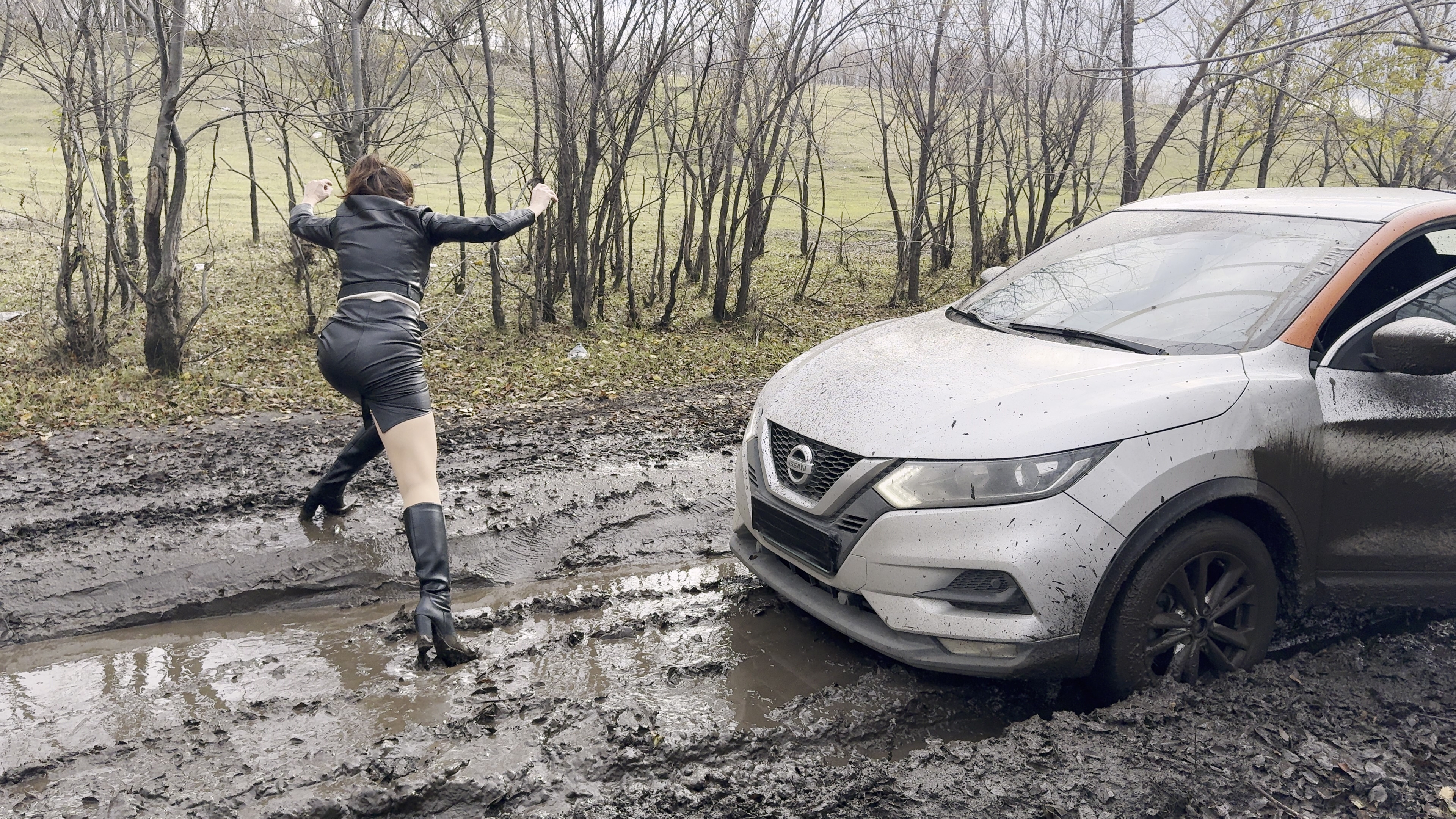 Pedal Pumping Revving Stuck - exclusive content on Boosty