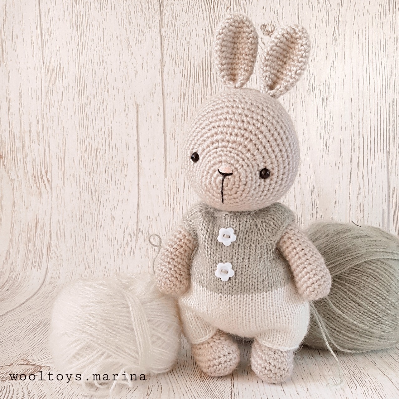 PDF Pattern Crocheted bunny in Overalls magic toys Boosty