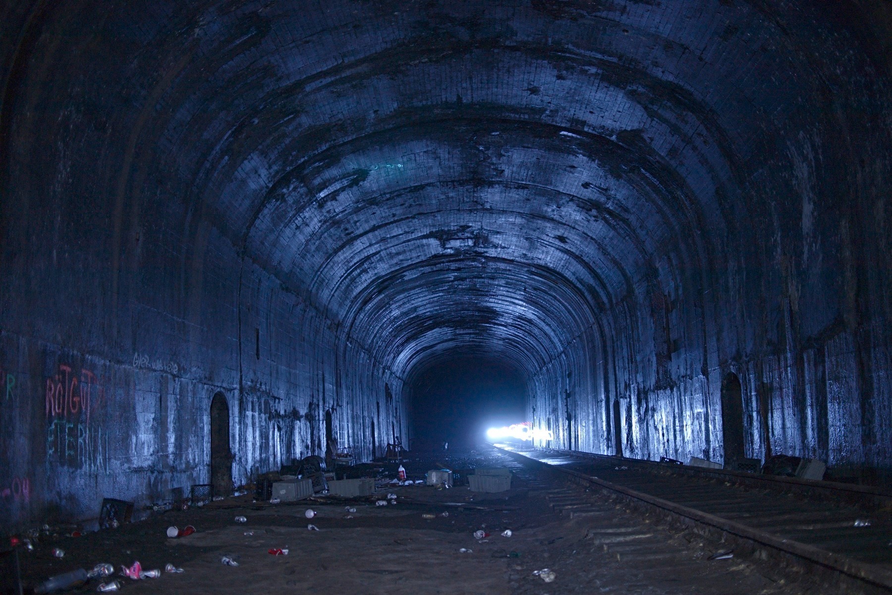 метро шахта