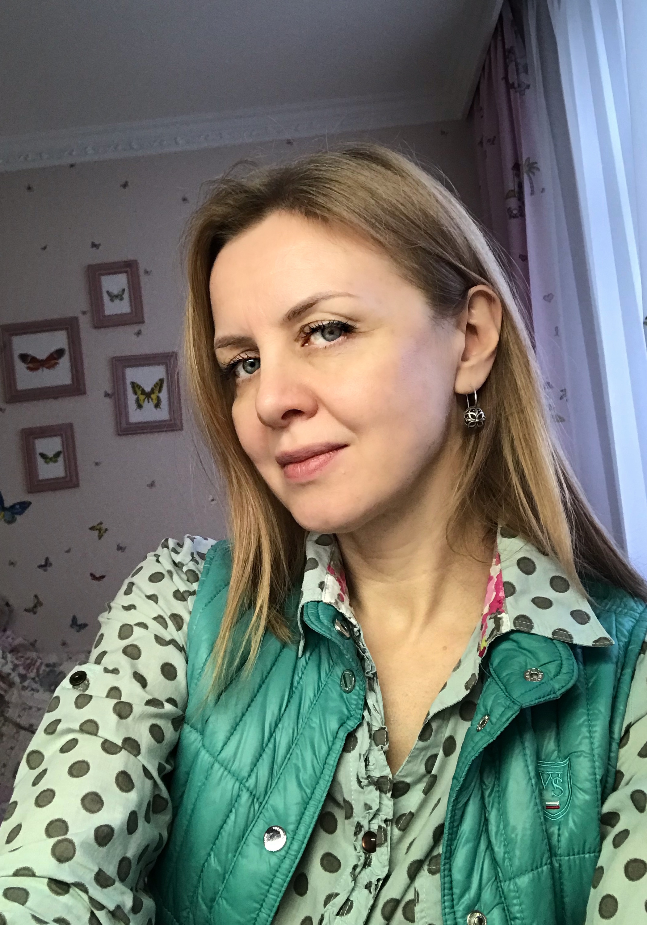 Oksana Mast 