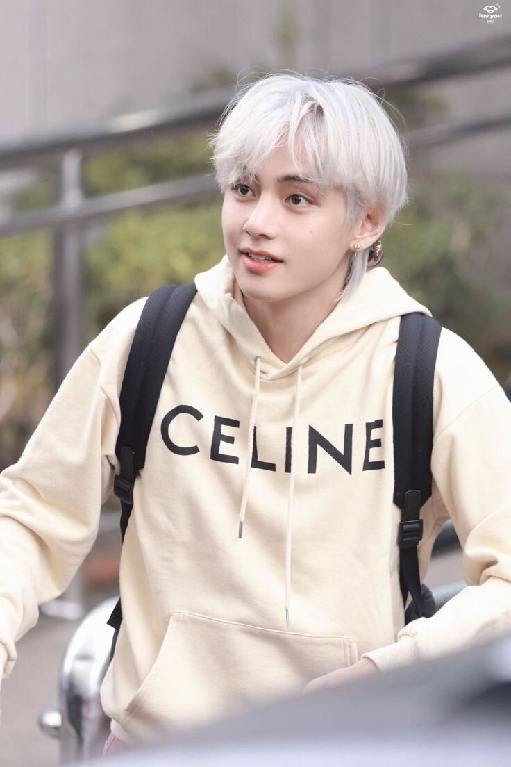 ElenYang - exclusive content on Boosty