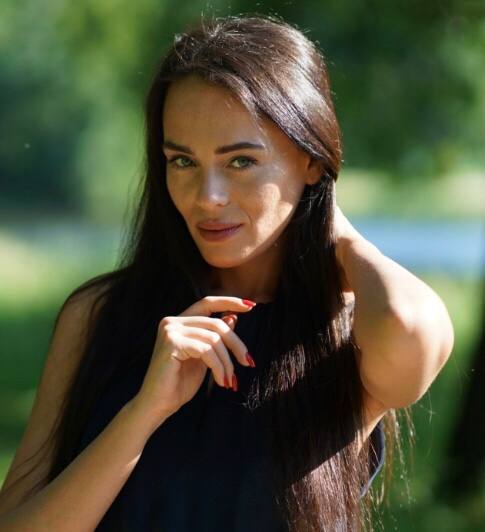 Женя Родионова