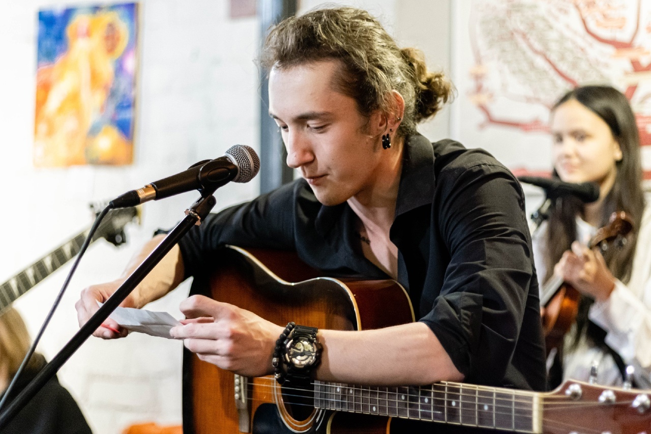 Лев Савельев