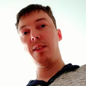 Денис Китаев