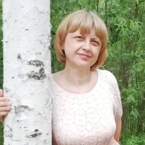 Galina knitting