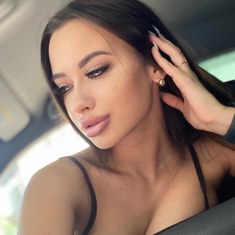Полина lalli