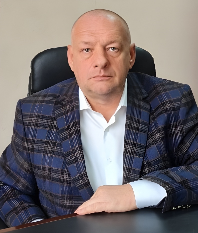 Владислав Котов
