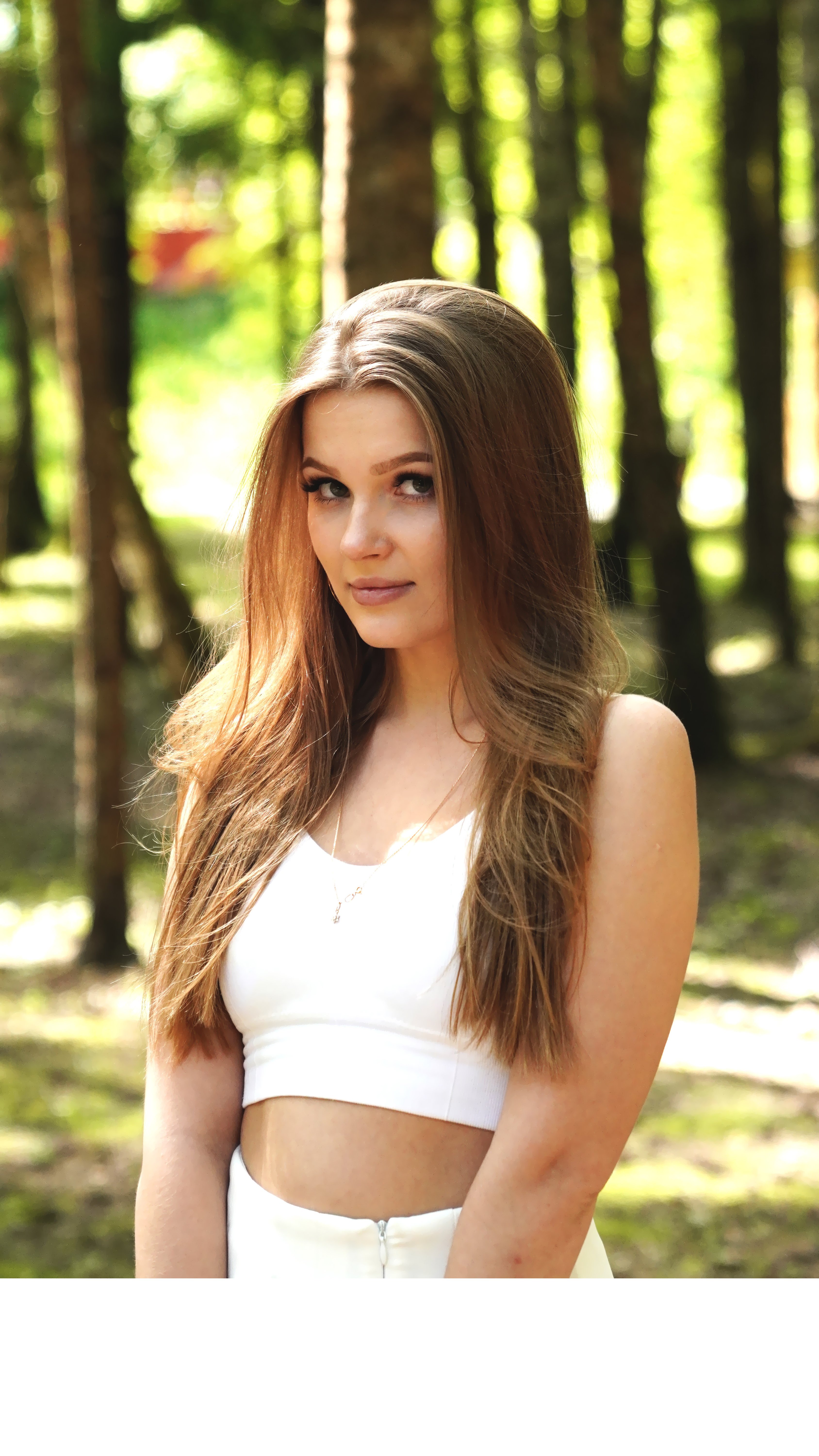 Эли муре. Ellie Moore. Элли Мур модель. Ellie Moore wetfoxes актриса. Ellie Moore 2022.