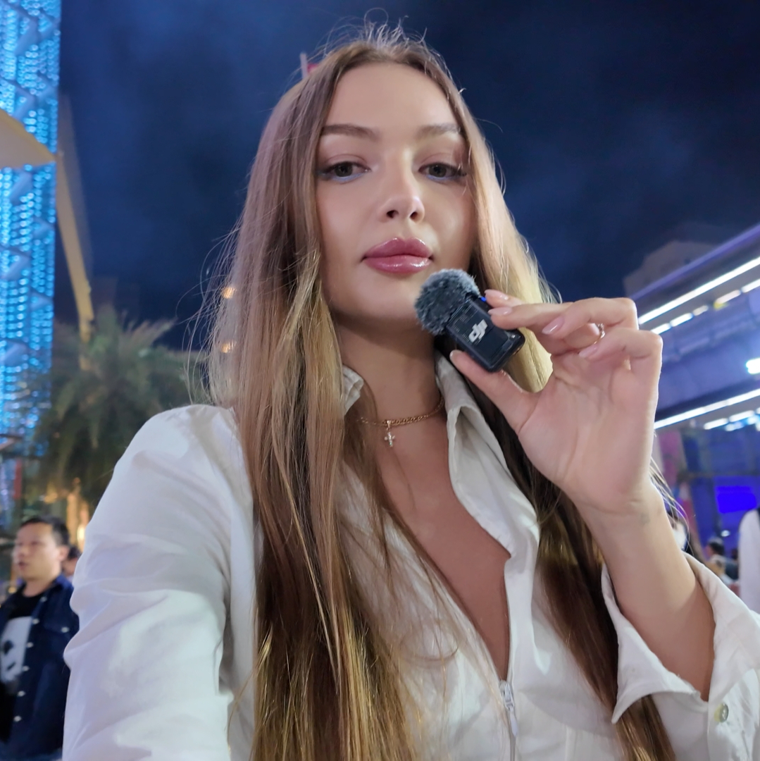 Evelina Glow
