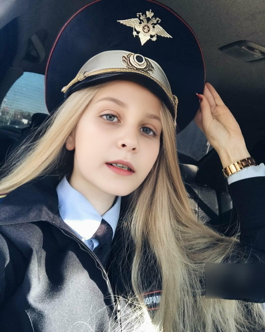 Polina - exclusive content on Boosty