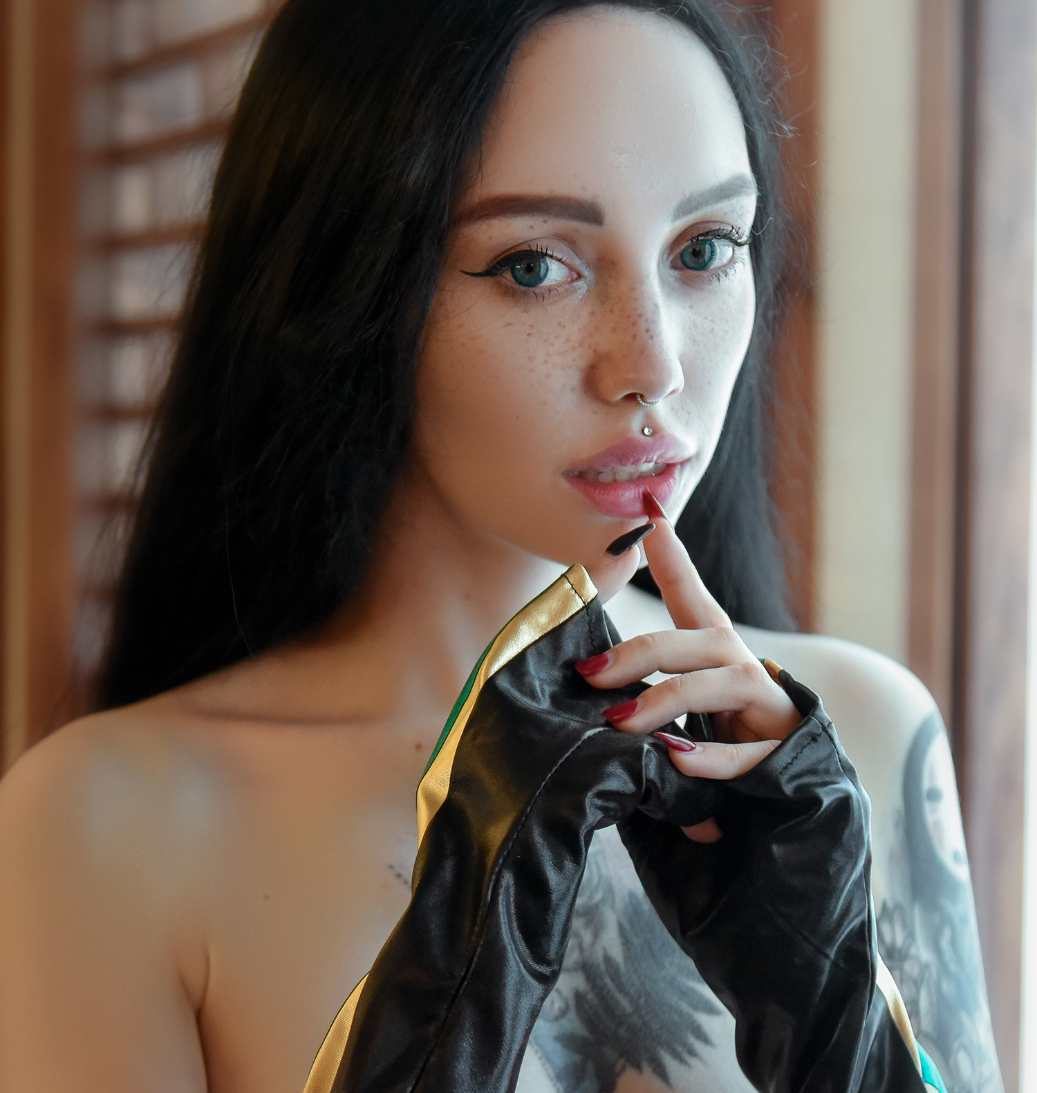 shakko-exclusive-content-on-boosty